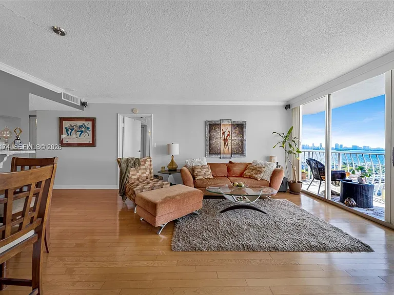 7601 E Treasure Dr #1802 — Photo 6