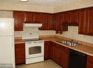 4 Orion Club Dr, Ashton, MD 20861