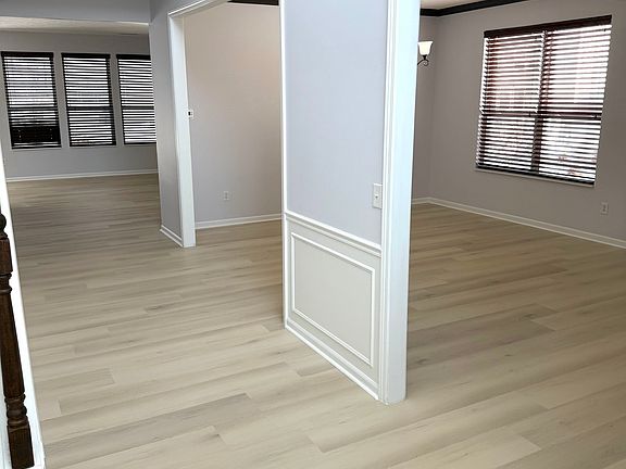 4th image of 12997 Bartlett Dr