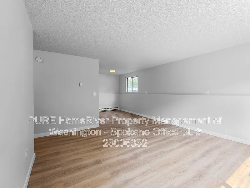 2 bed, 1.0 bath, 928 sqft, $1,395 — Photo 4