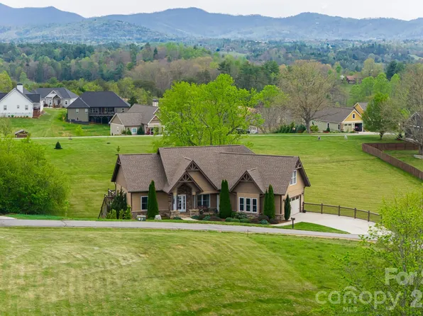 12 Horizon View Ln, Alexander, NC 28701