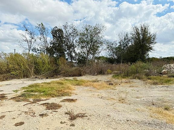 4th image of 6607 Fm 1327 Rd
