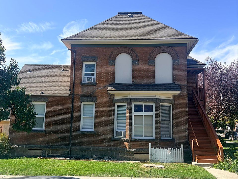 2nd image of 1201 W Washington St