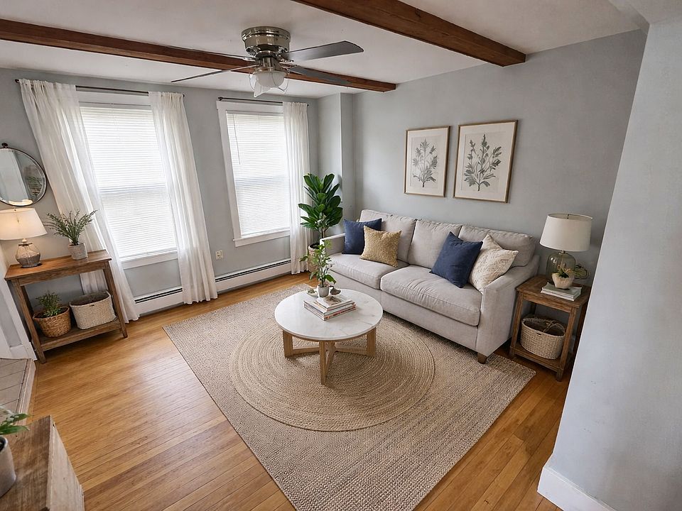 2nd image of 8 Ayers Ct #8