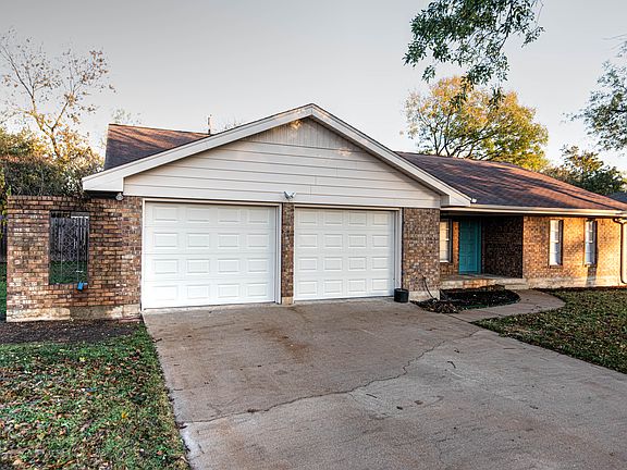 3rd image of 3719 Cole Porter Dr
