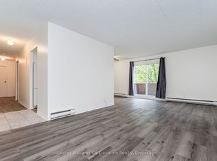 184 8th St #203, Collingwood, ON L9Y 2C8