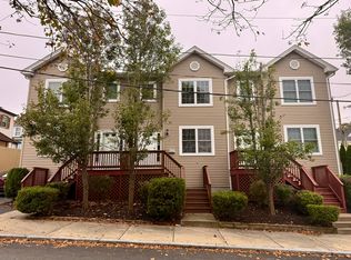 26 Grafton St #2, Providence, RI 02904