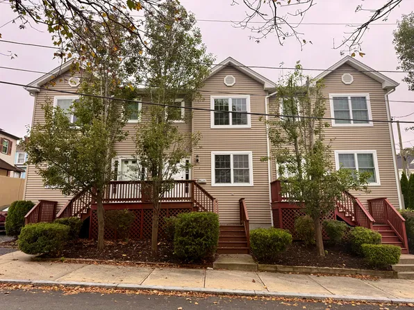 26 Grafton St #2, Providence, RI 02904