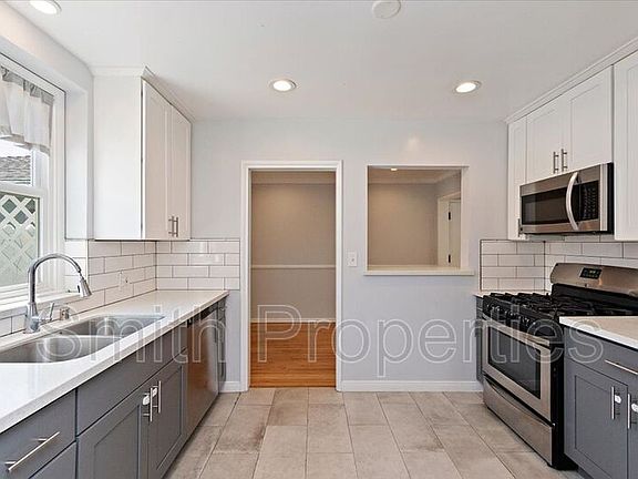 5th image of 7865 Flight Ave