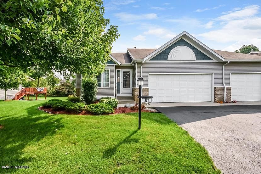 1st image of 682 Glenvale Dr
