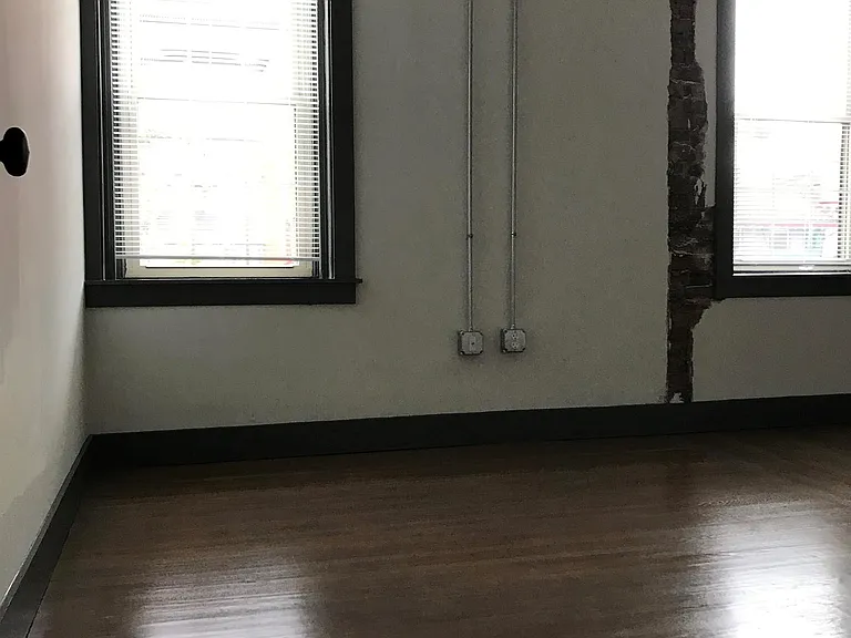 2616 Short Vine — Photo 20