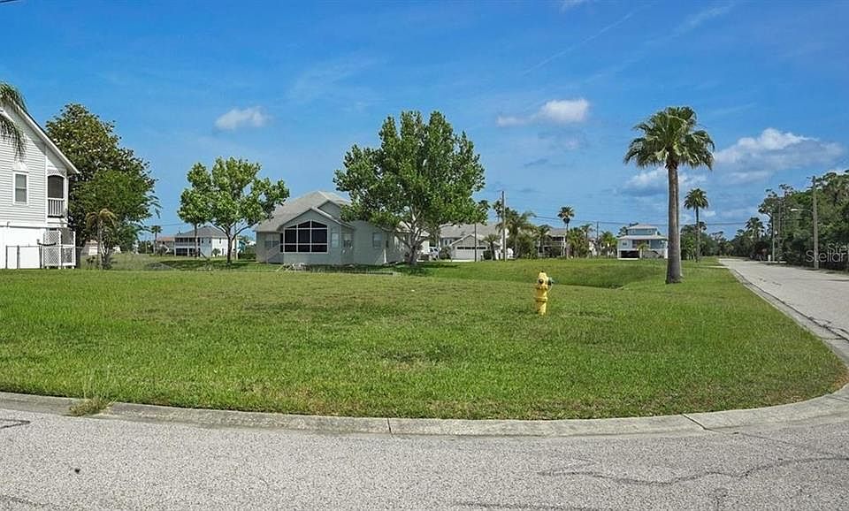 2nd image of 4065 Sheephead Dr #1