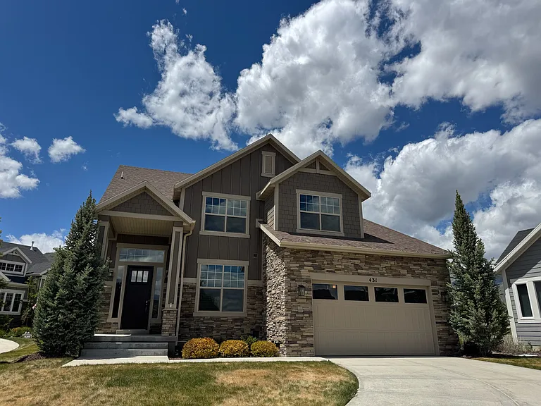 431 N Fairway Dr — Photo 2
