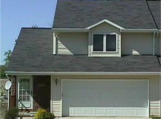 2351 12th St, Coralville, IA 52241