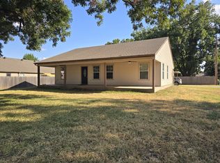 210 E El Camino Real, Weatherford, TX 76087