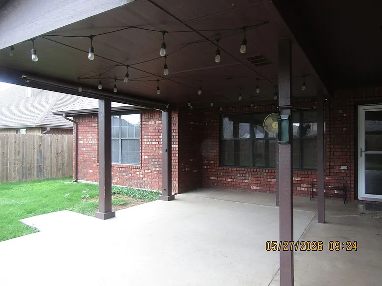3119 NE Mayflower Ave — Photo 28