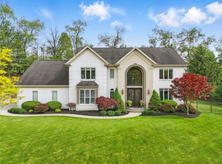 104 Ross Creek Ln, Venetia, PA