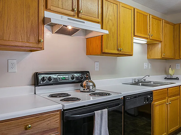 Gentry - Kitchen