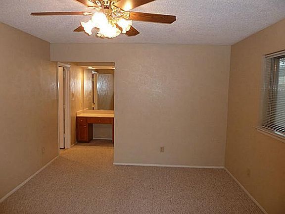 2nd image of 4020 Pepperwood Dr