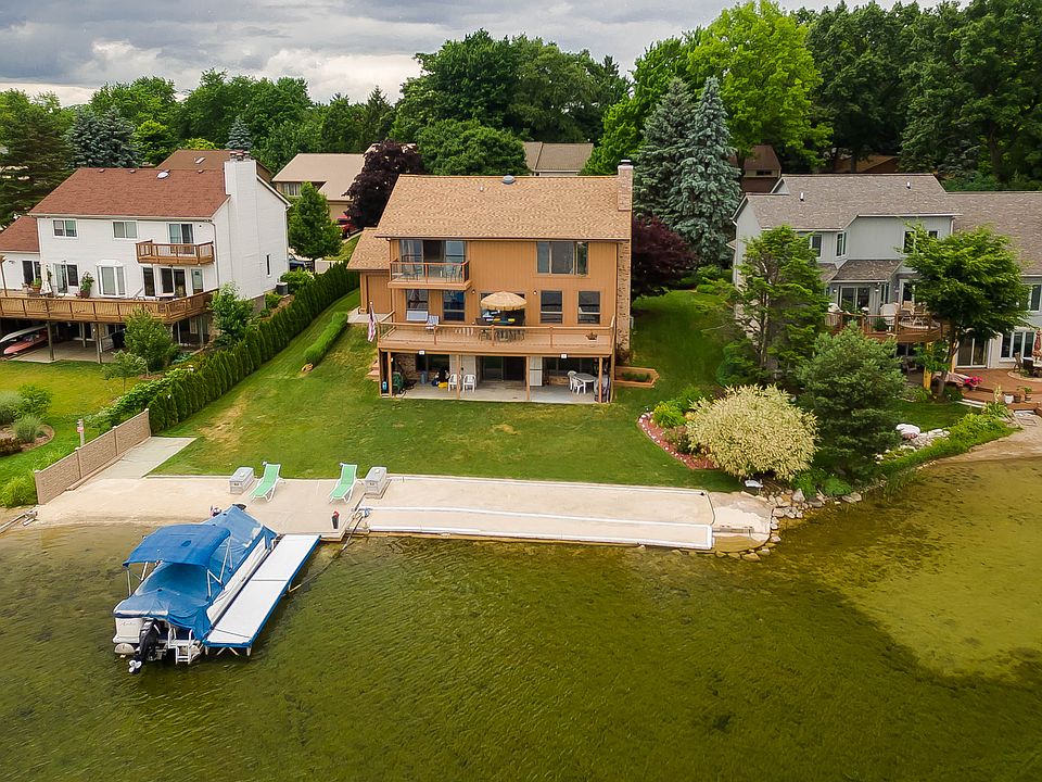 1st image of 2566 Browning Dr