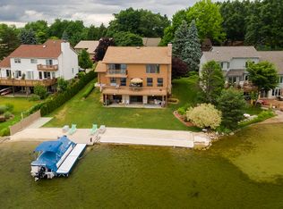 2566 Browning Dr, Lake Orion, MI 48360