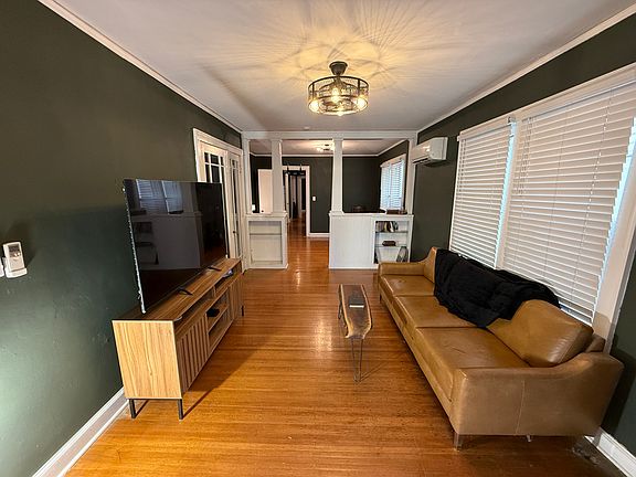 2nd image of 1832 Eastern Pkwy #1