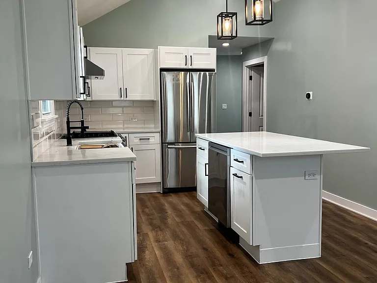 409 McCarthy Rd — Photo 12
