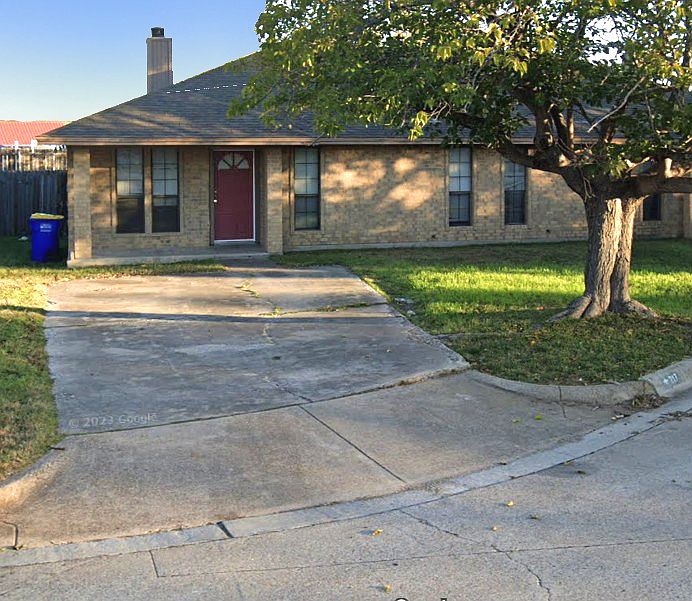1st image of 217 Lanham Ct
