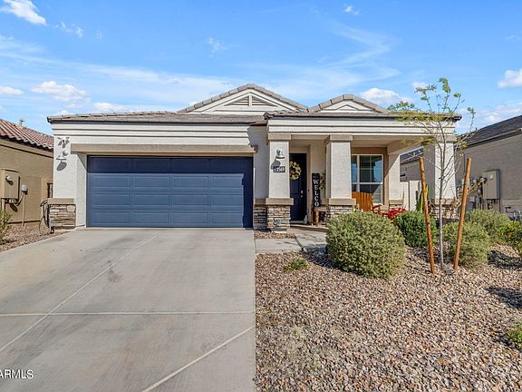 2nd image of 2569 N WRIGLEY Drive