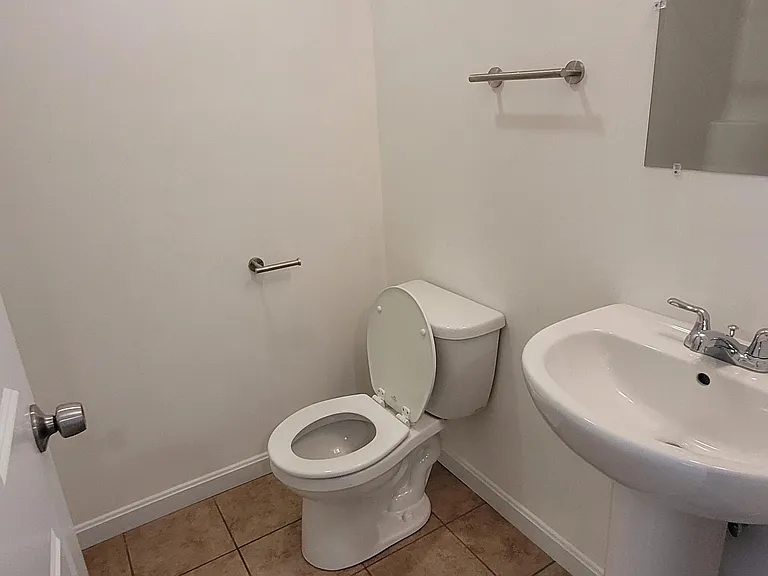 16 Jasmine Ln — Photo 9