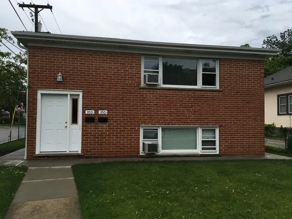 350 Prairie Ave, Highwood, IL 60040