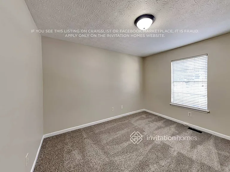 1333 Regal Heights Dr — Photo 15