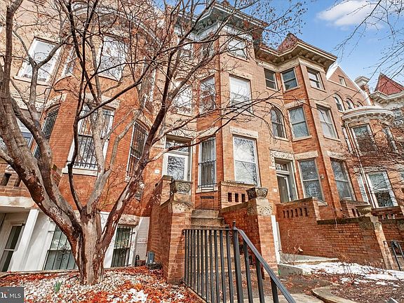 3rd image of 1769 T St NW