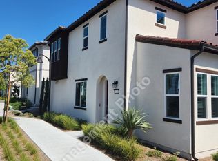 3020 Harrison Ln, Simi Valley, CA 93065