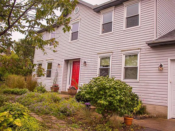 2nd image of 38 Amanda Dr