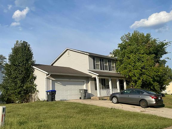 3rd image of 1047 Fawn Ridge Dr
