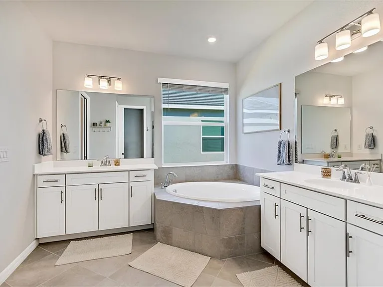 17617 Santorini Ct — Photo 27