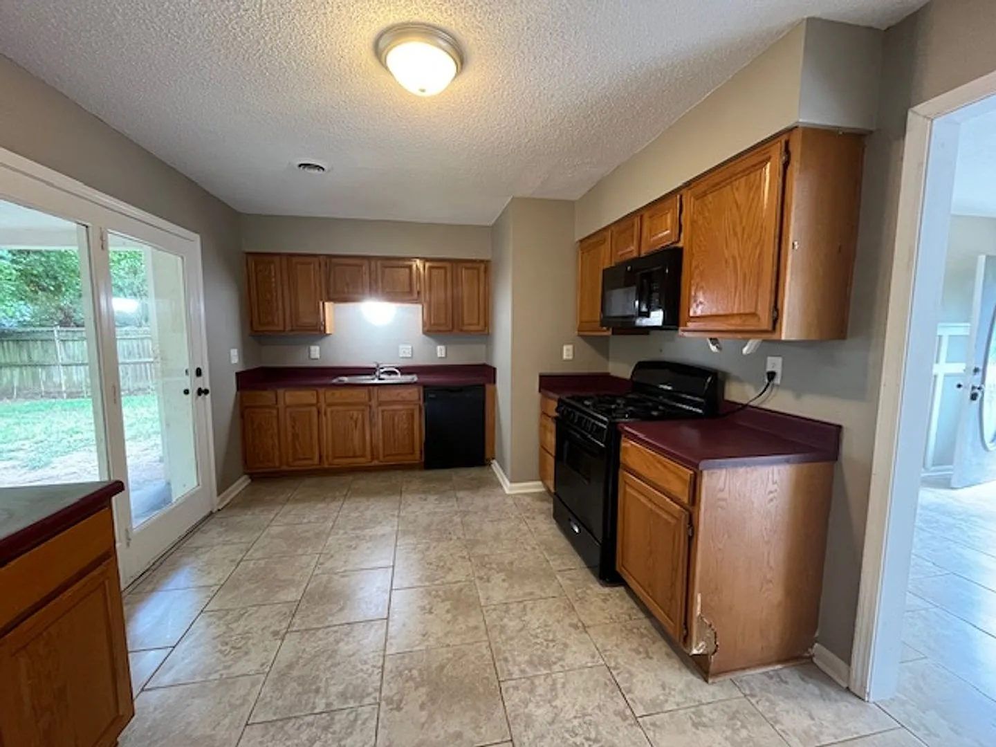 Renovated 3 Bedroom 1.5 Bath Home for Rent!! — Photo 3