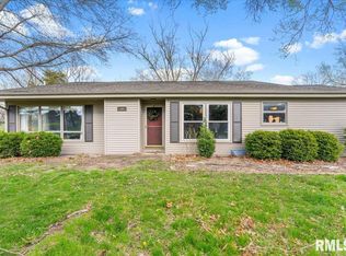 14 Carole Rd, Springfield, IL 62711