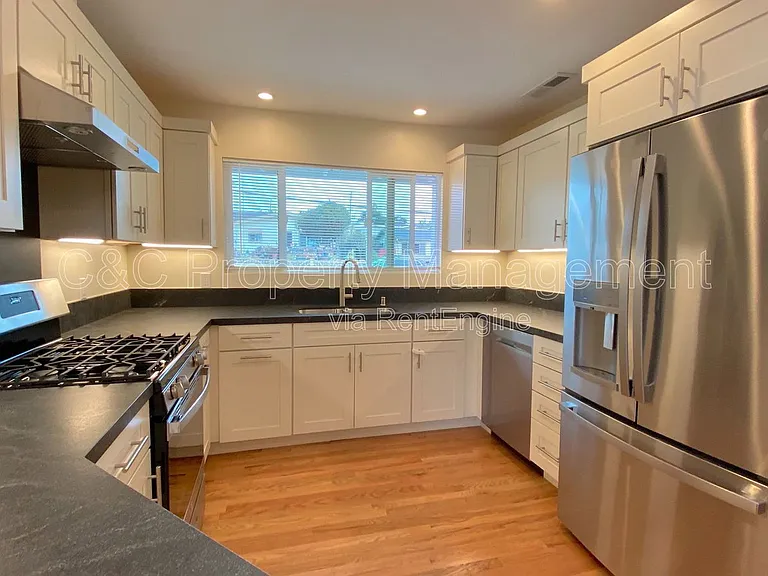 1779 Highland St — Photo 3