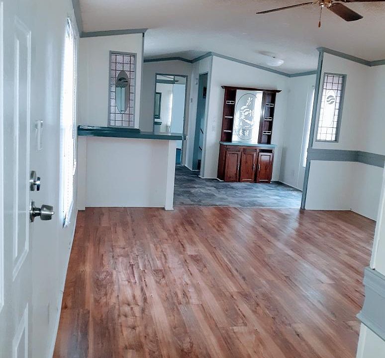 1st image of 101 Eaglewood Dr