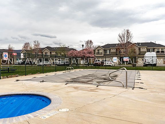 4th image of 211 Greenfield Cir Unit 150