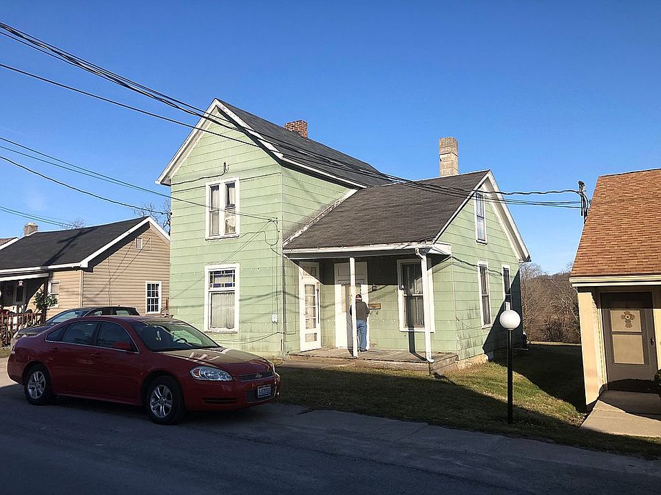 1st image of 242 Johnson St