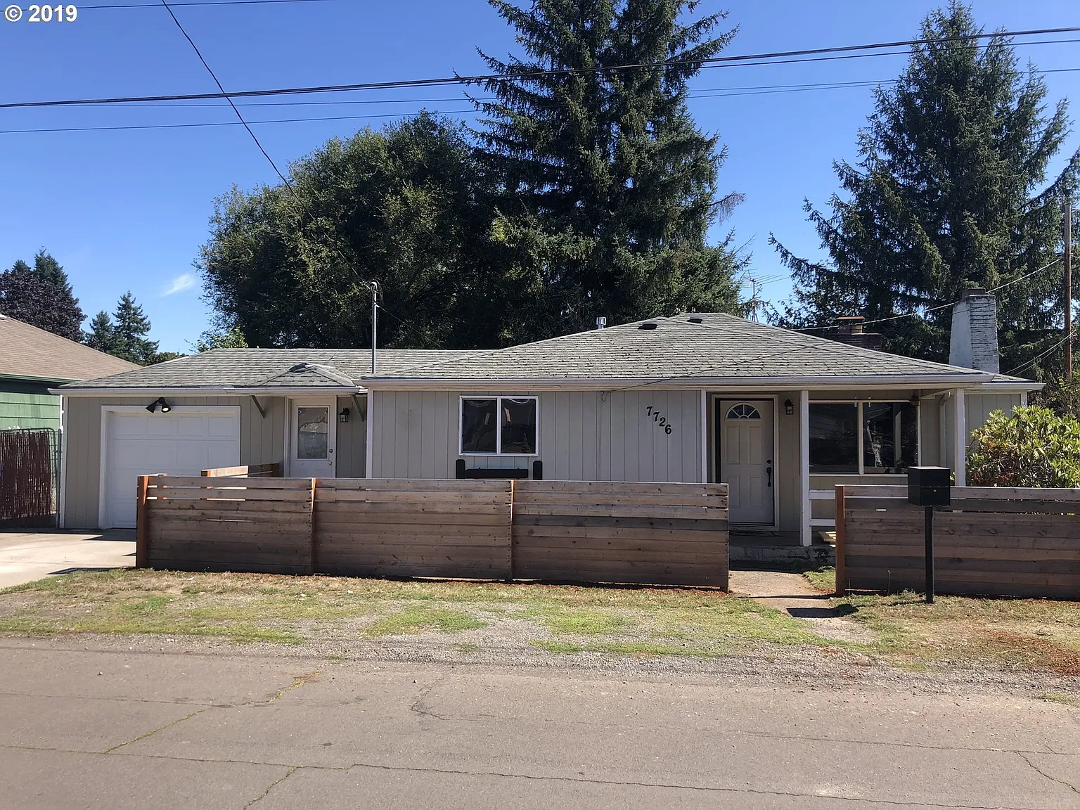 7726 SE 66th Ave photo 1