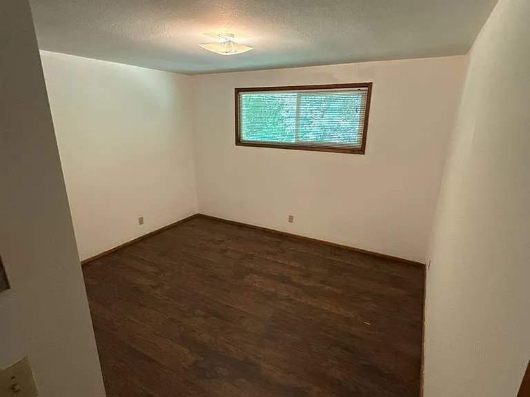 2435 City View St — Photo 15