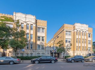 4240 N Clarendon Ave APT 200S, Chicago, IL 60613