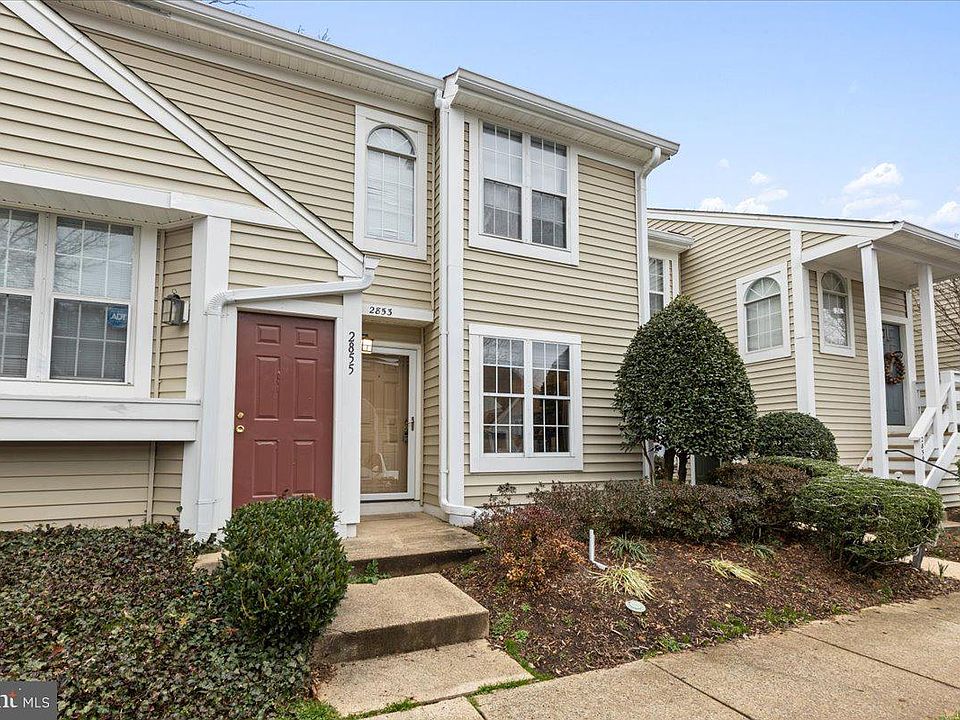 1st image of 2853 Yarling Ct #2853