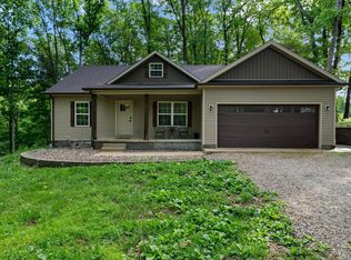 246 T Barnett Rd, Auburn, KY 42206