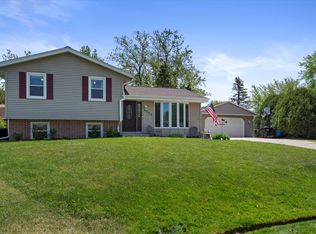 2505 Iris Ct, Racine, WI 53402