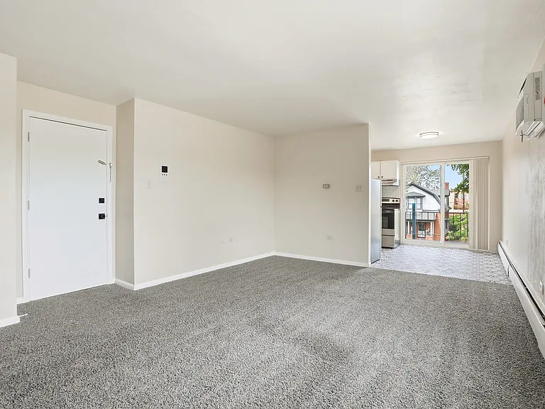 234 N Lincoln St #9 — Photo 2